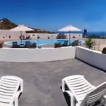 Golden East Apartment
