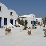 غولدين إيست إيميروفيغلي