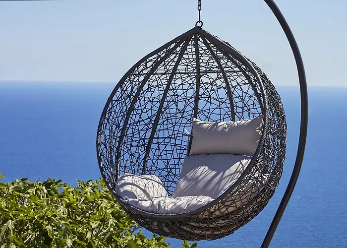 Golden East Imerovigli (Santorini)