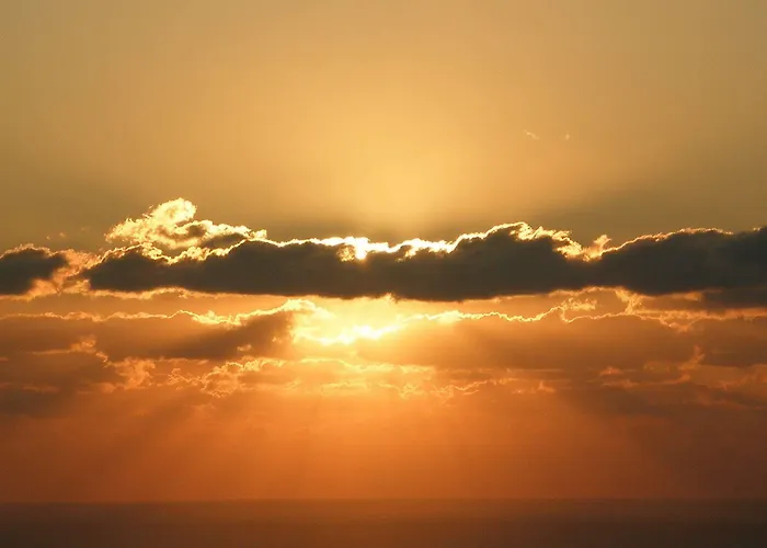 Golden East Daire Imerovigli (Santorini)