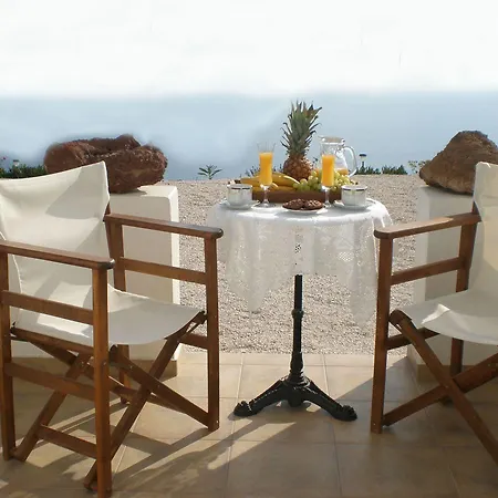 Golden East Apartment Imerovigli (Santorini)
