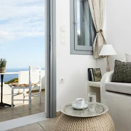 Golden East Apartment