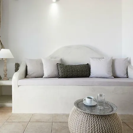 Golden East Apartment