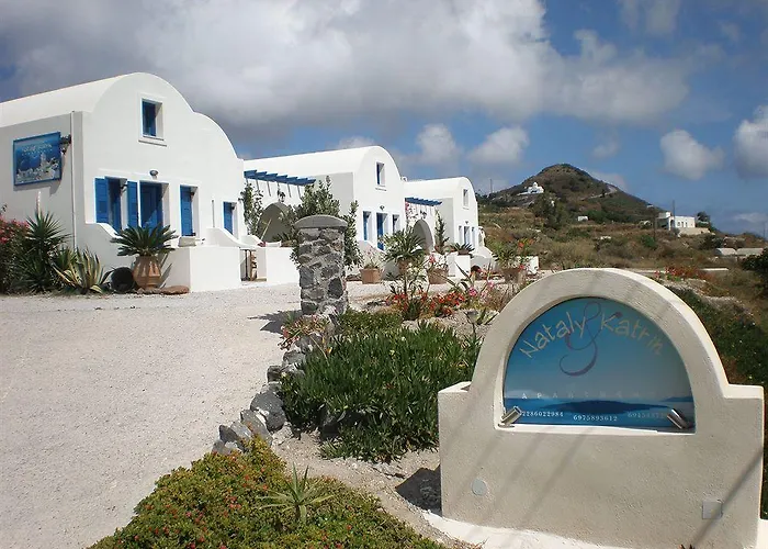 غولدين إيست