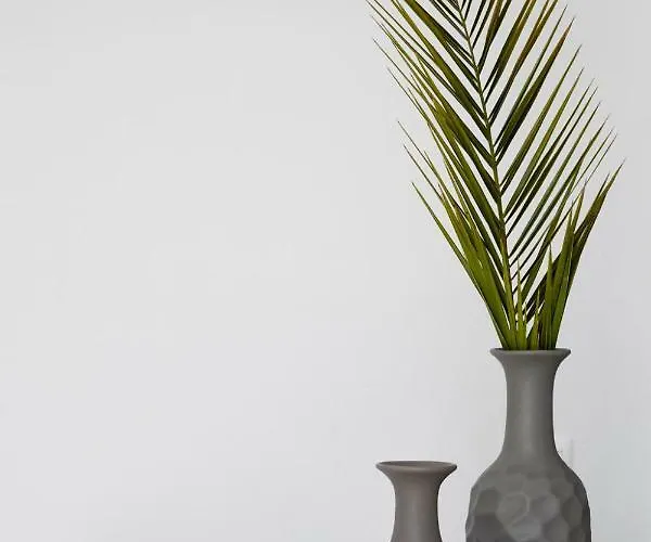 غولدين إيست * إيميروفيغلي