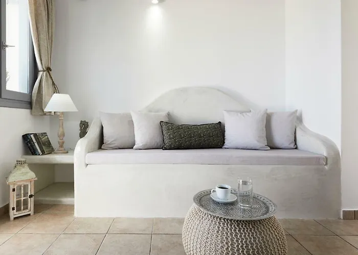 غولدين إيست شقة